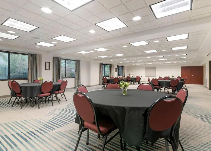 Comfort Inn & Suites Lake George