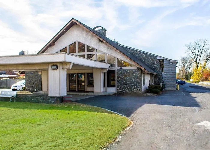 Econo Lodge Inn&Suites Colonie Center Mall
