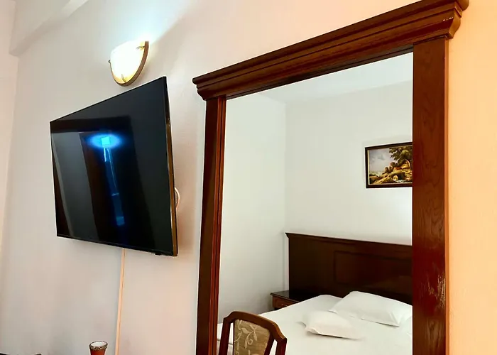 Hotel Emma Est