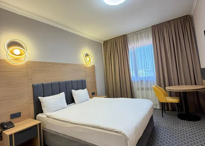 Golden Palace Hotel