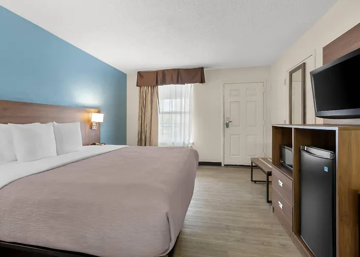 Quality Inn & Suites Lexington