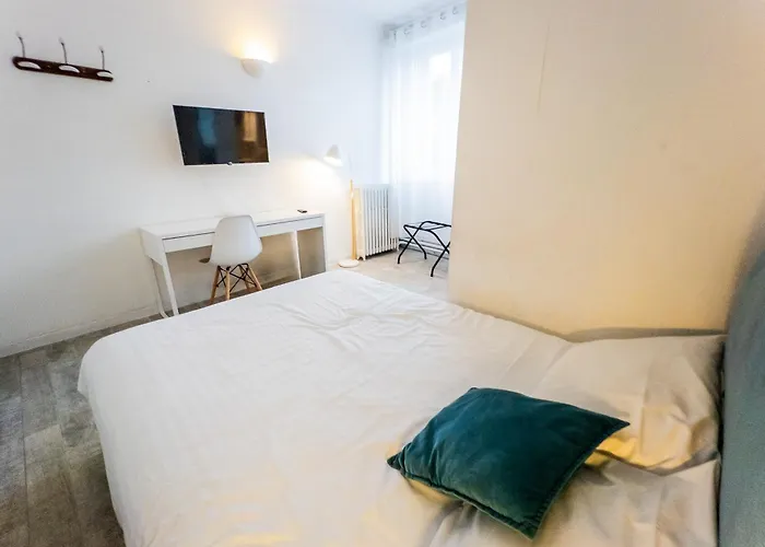 Hotel Joly