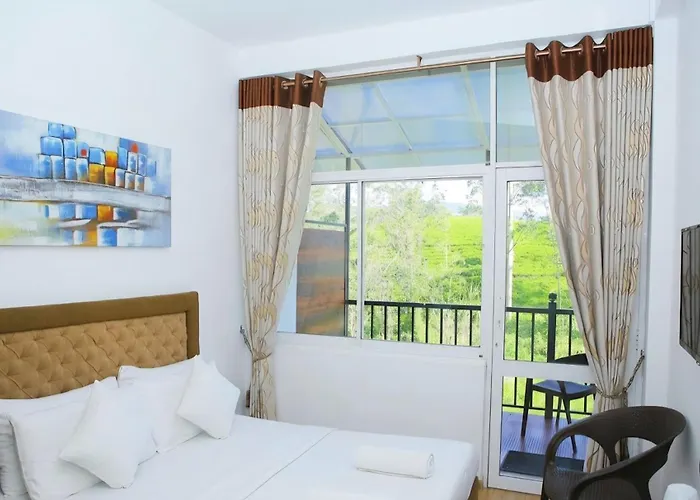 Hill Cool Hotel & Restaurant