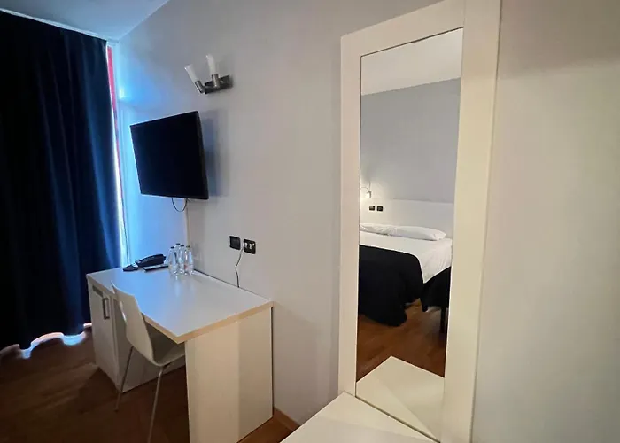 Master Hotel