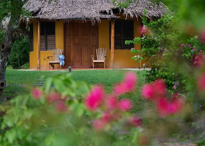 Hotel Playa Negra