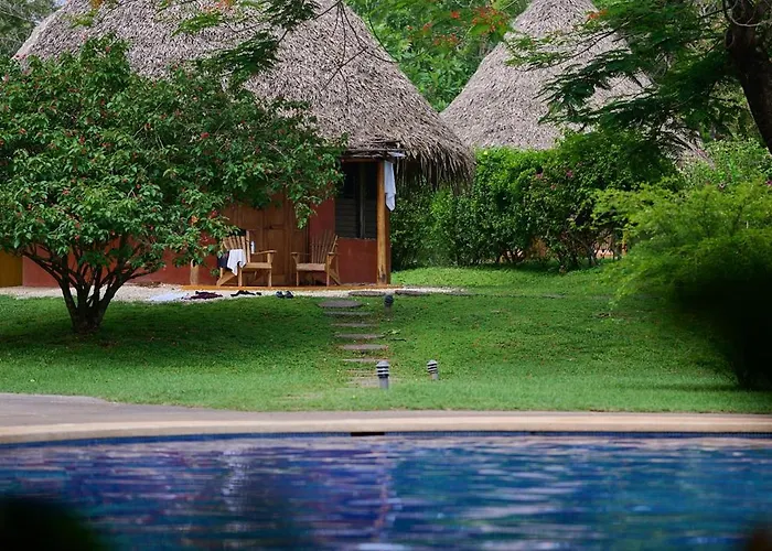 Hotel Playa Negra