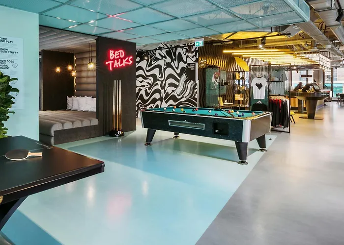 The Social Hub Amsterdam West 4 Star