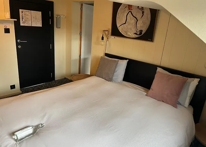 Cozy Boutique Hotel-Guesthouse Leuven -Self Check In