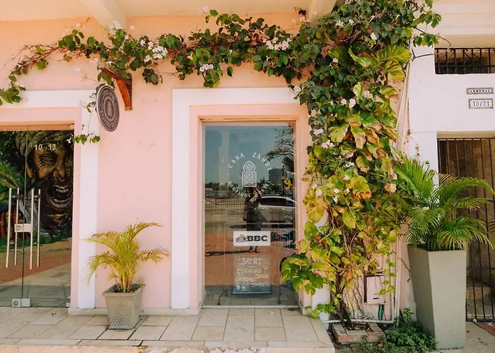 Casa Zahri Boutique Hostel