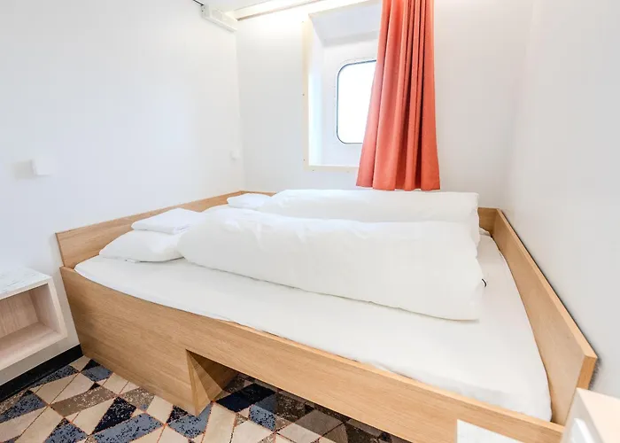 Dfds Ferry - Amsterdam To Newcastle Hotel IJmuiden