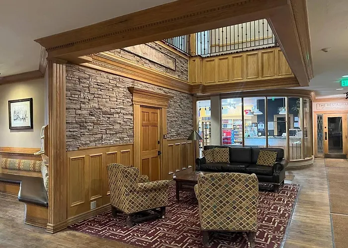 King Bed Condo At Cedar Breaks Lodge