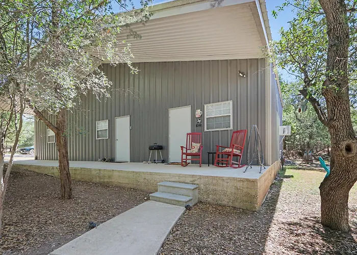 Come On Inn Wimberley