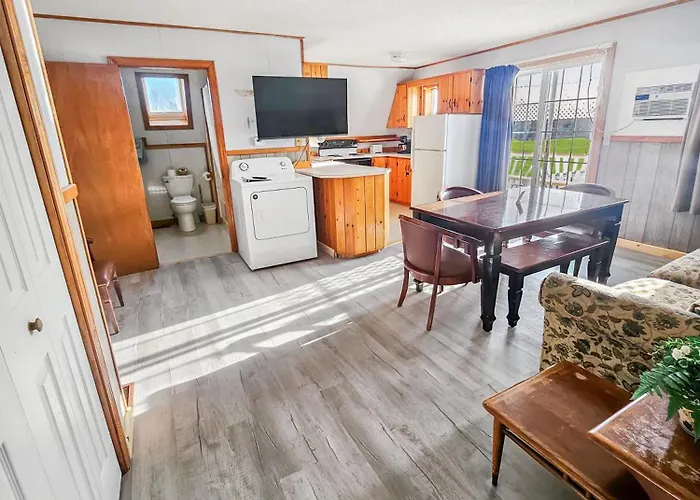 Katahdin Valley Motel