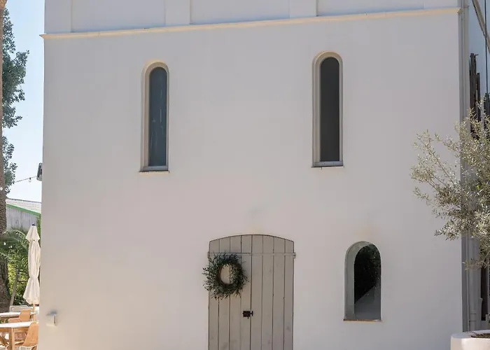 La Bâtisse en Blanc