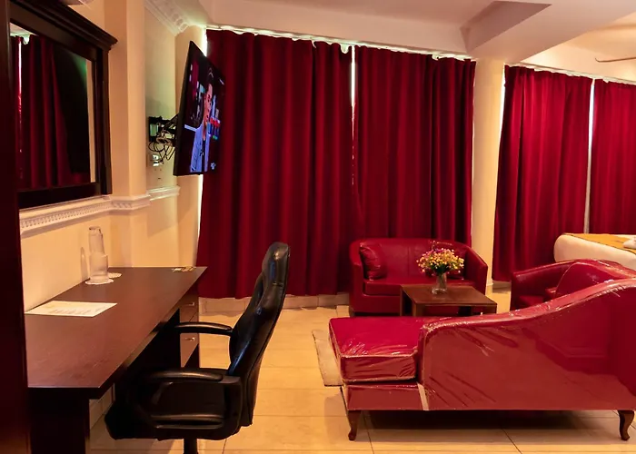 Zimansky Hotel