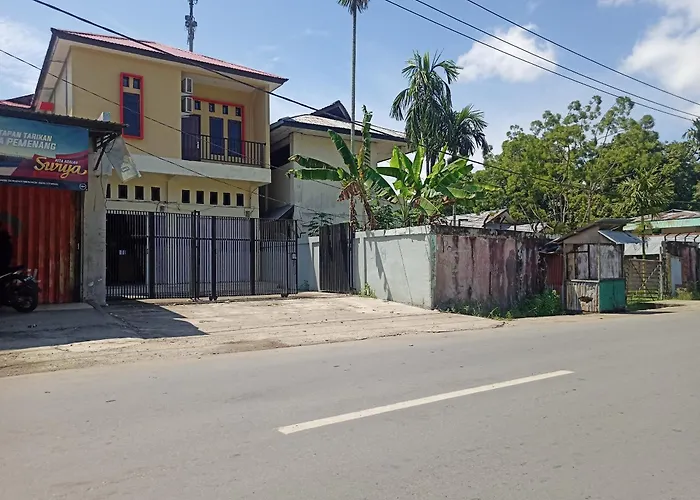 Oyo 93073 Penginapan 69