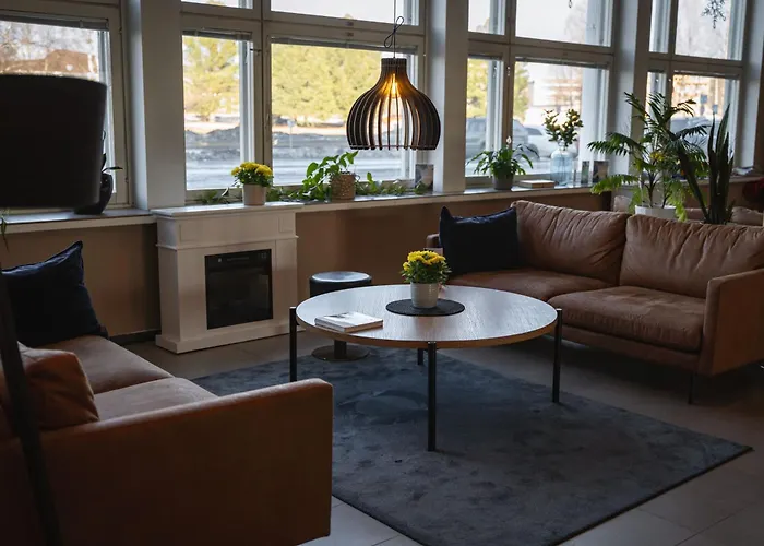 Postmaster Hotel