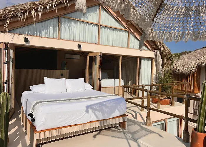 Xeno Hotel Boutique