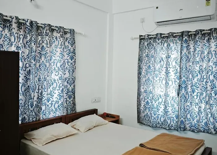 M M Residency