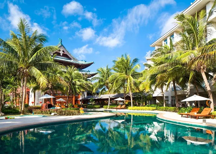 Grand Mercure & Spa Sanya Yalong Bay - Huayu Resort Hotel Enjoy A 20-Minute Massage Session