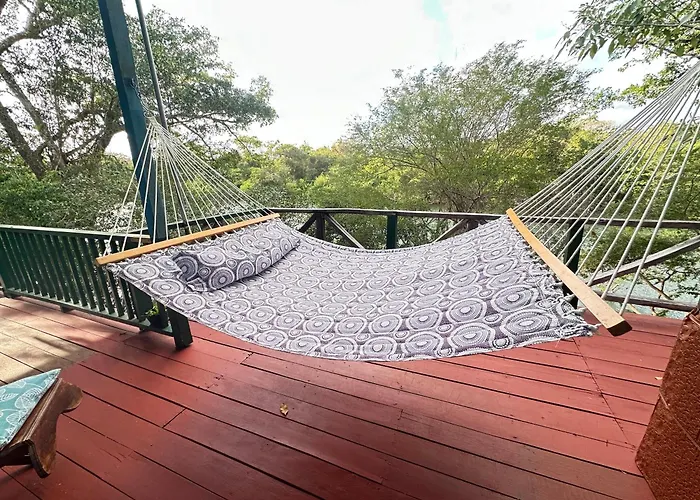 The Howler Jungle House And Cabanas