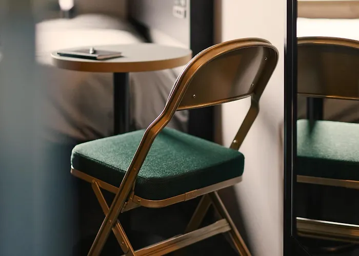 Base Layer Hotel Nagoya Nishiki
