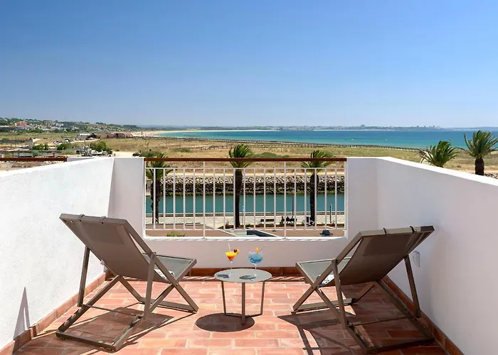 Água Hotels Lagos Bay