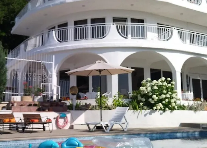 Sunrise Villa