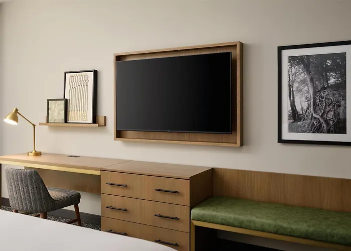 Doubletree By Hilton Greenville Airport