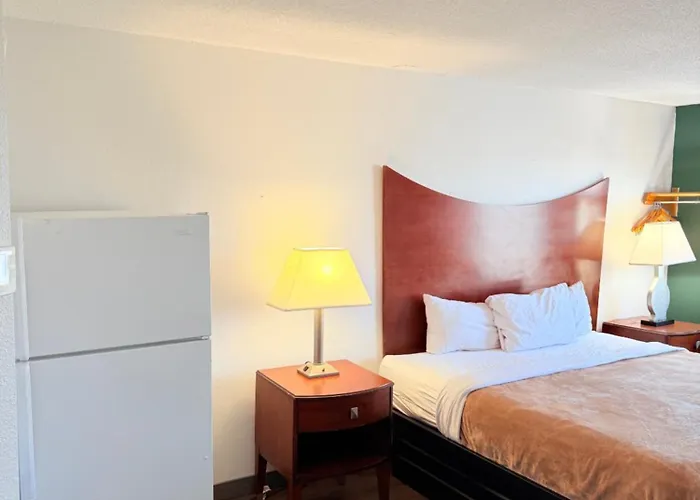 Three Rivers Motel