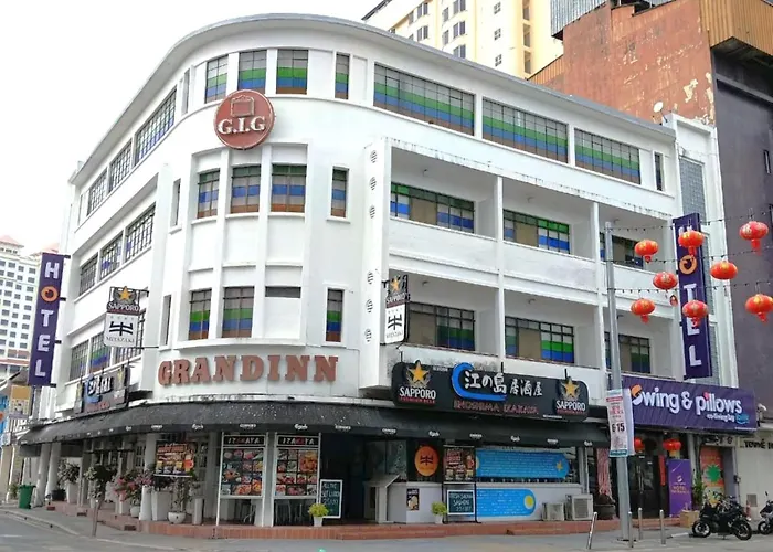 Swing & Pillows - Grand Inn George Town Penang