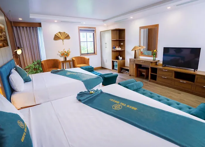 Crysstall Halong Boutique Hotel