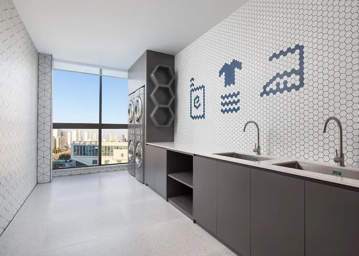 Microtel By Wyndham Taicang Shaxi