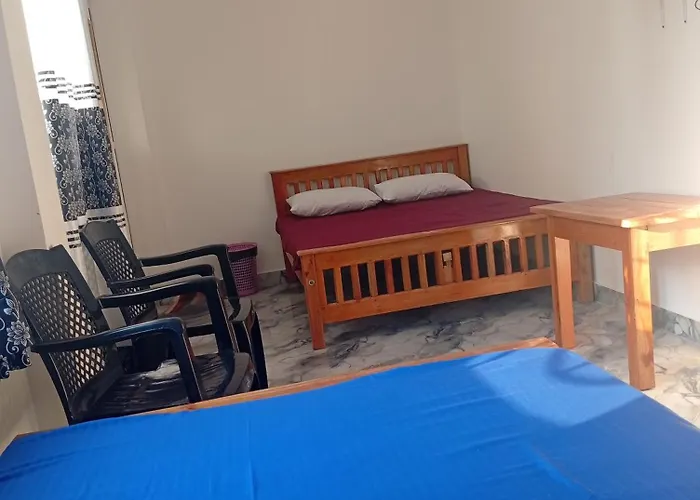 Euro Asian Rooms & Restaurant