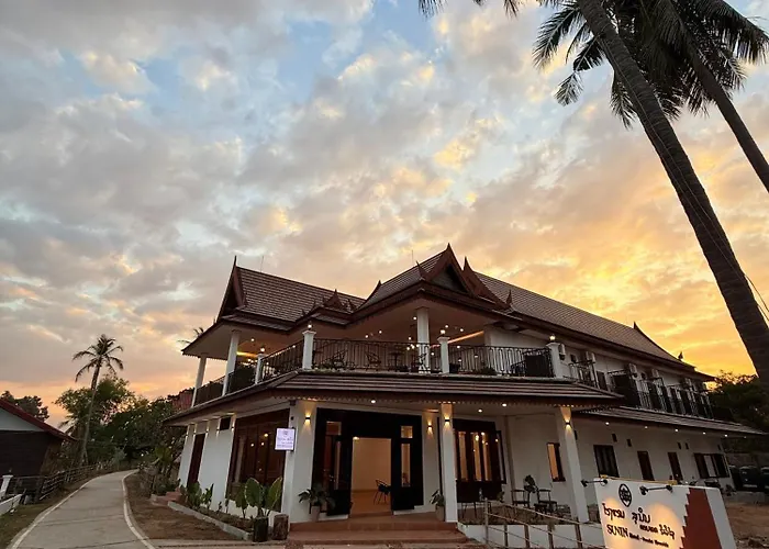 Sunin Hotel Dondet Riverside