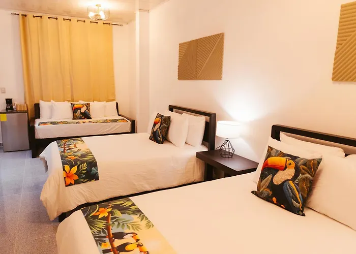 Hotel Plaza Los Tucanes