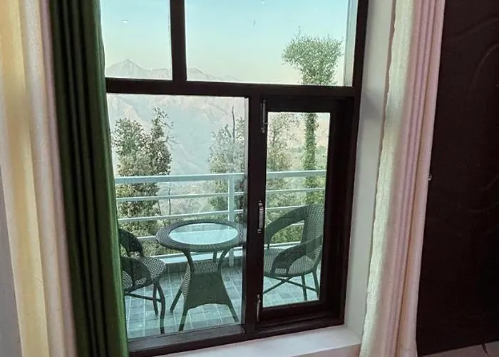 Shiv Shakti Dham-Vrindavan #Near Gol Chowk #Near Prem Mandir #Lift #Parking #Ac Rooms