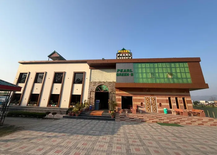 Pearl Green'S