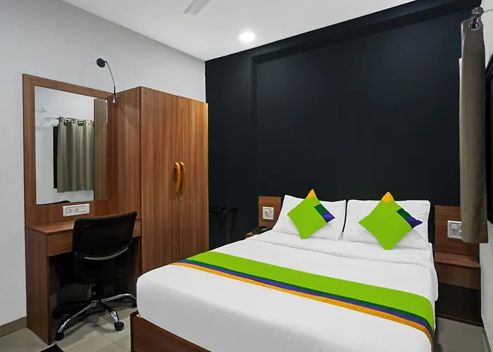 Hotel Luxury Ramayan Bliss Near Ram Mandir Free Parking On Site #Lift #Air Condition Rooms