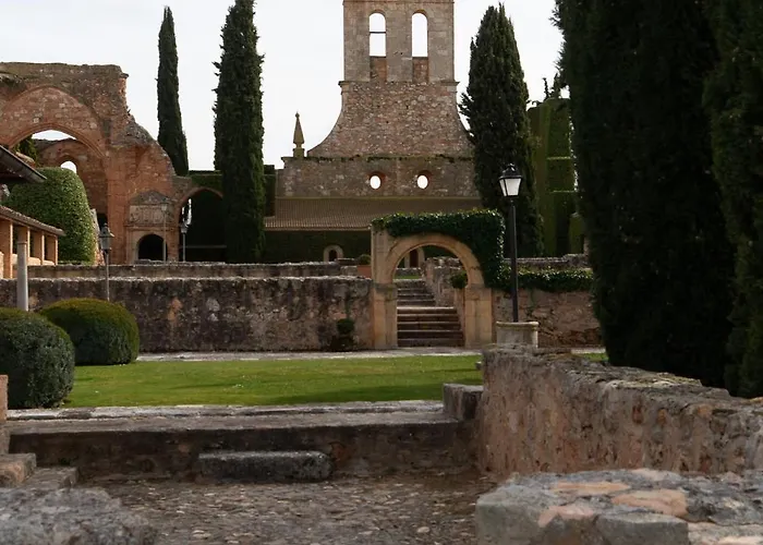 Los Claustros de Ayllón