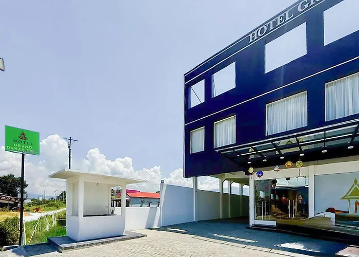 Sans Vibes Hotel Grand Danau Toba Balige