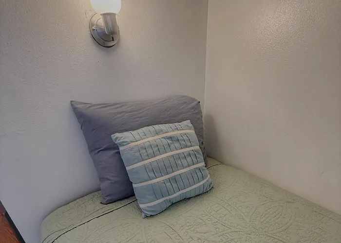 Lucky Seven Shared Kitchen, Sleeps 4 Mokee Motel