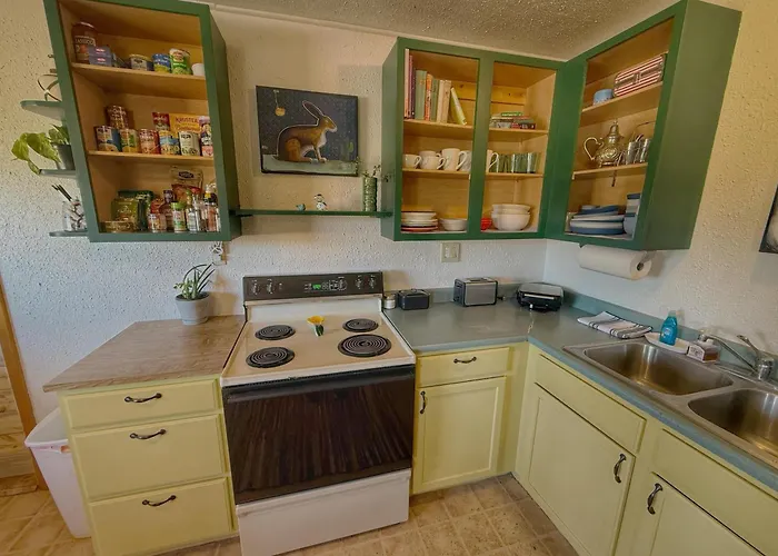 King Five Mokee Motel Pets Ok Shared Kitchen