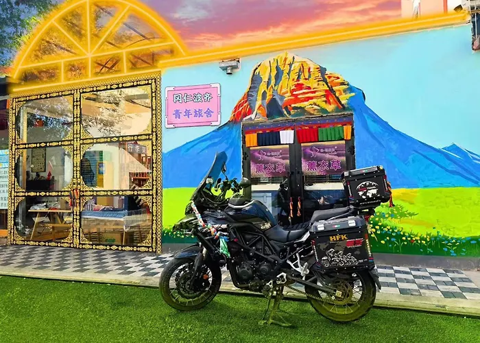 Kailash International Youth Hostel-Sixstarstreetflagship-冈仁波齐青年旅舍-伊宁六星街旗舰店