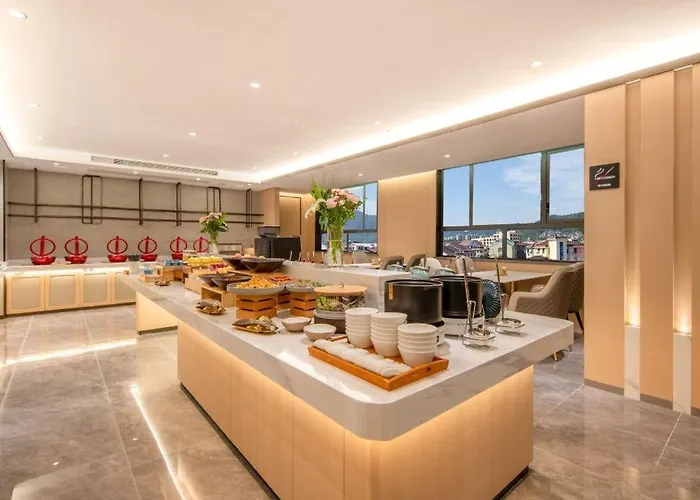 Atour X Hotel, Wansheng South Street, Hengdian