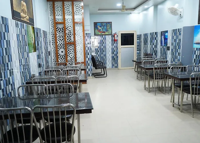 Hotel The Bliss Near Housing Board Chowk Mani Majra Chandigarh