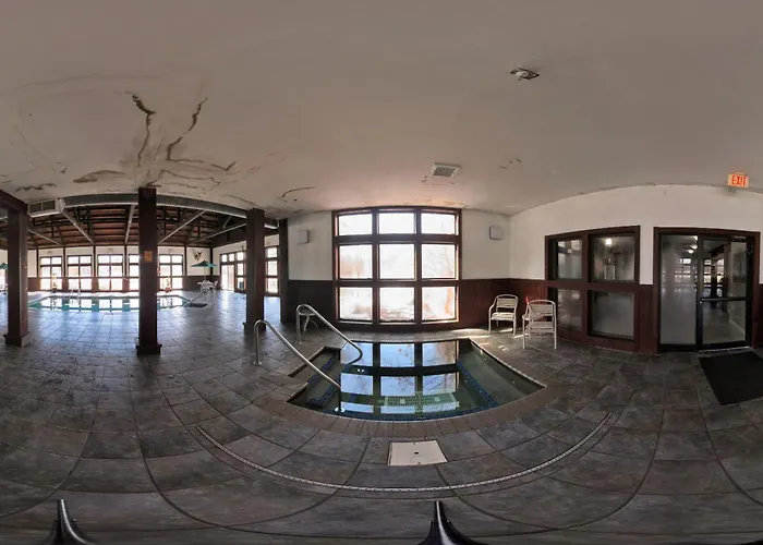 Coratel Plus Suites By Jasper Black River Falls