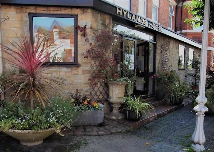 Hylands Hotel Double Room With Shared Bathroom & Free Parking
