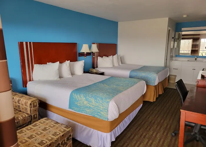 Woodward Inn & Suites