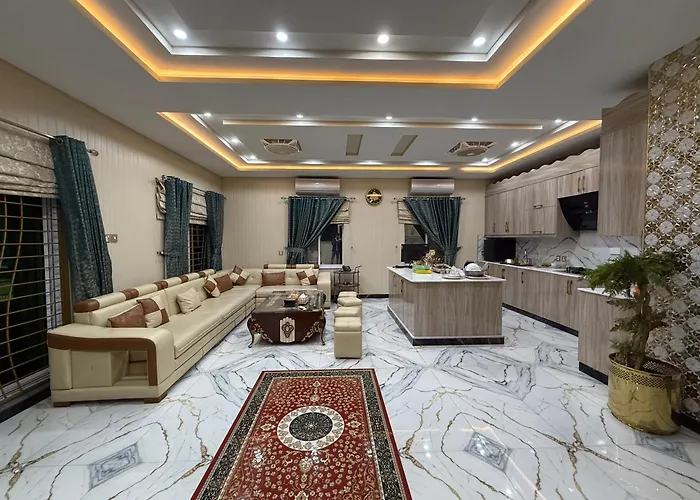 Royal Guest House